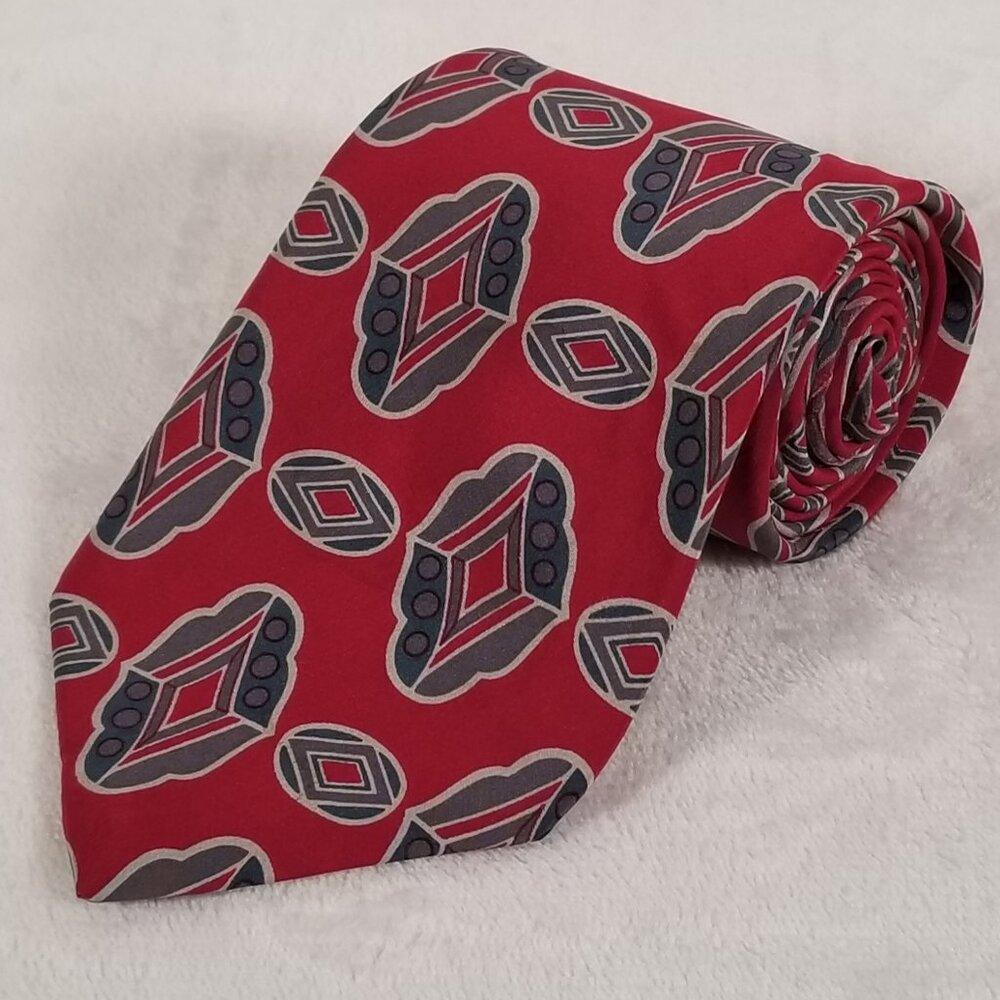 Vintage Yves Saint Laurent Neckwear Men Tie 100% Silk Made USA W 3 3/4 by 56 3/4